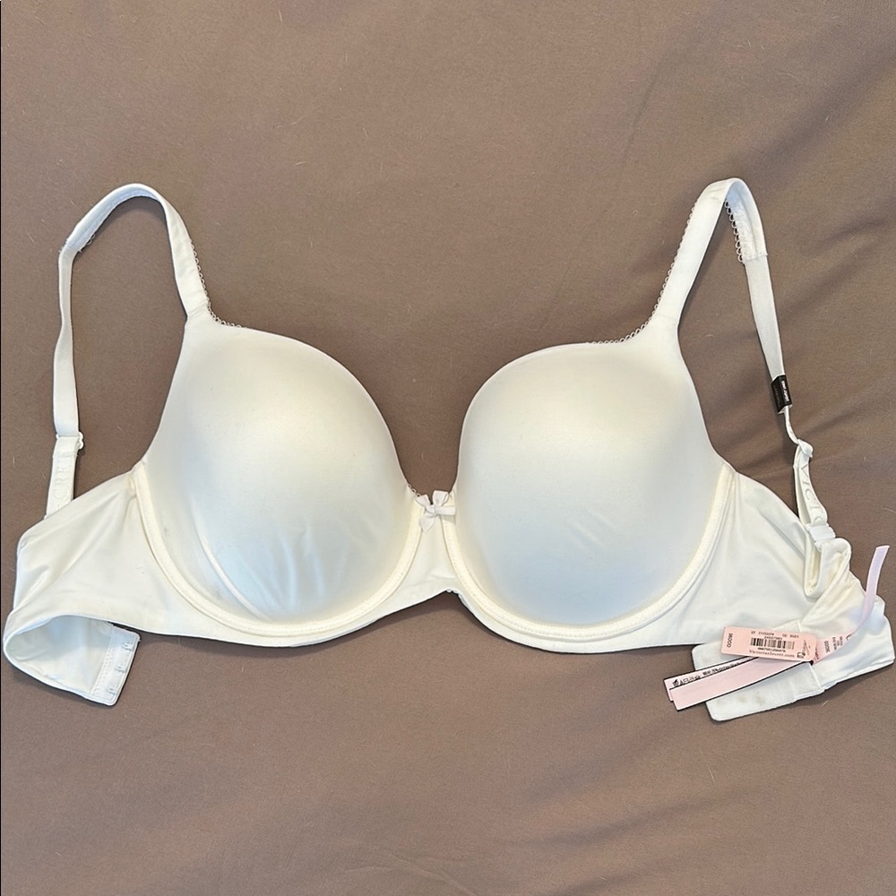 NWT Body by Victoria Lined Demi